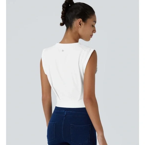 HALARA White Cropped Sleeveless Crewneck Tank - Picture 4 of 7